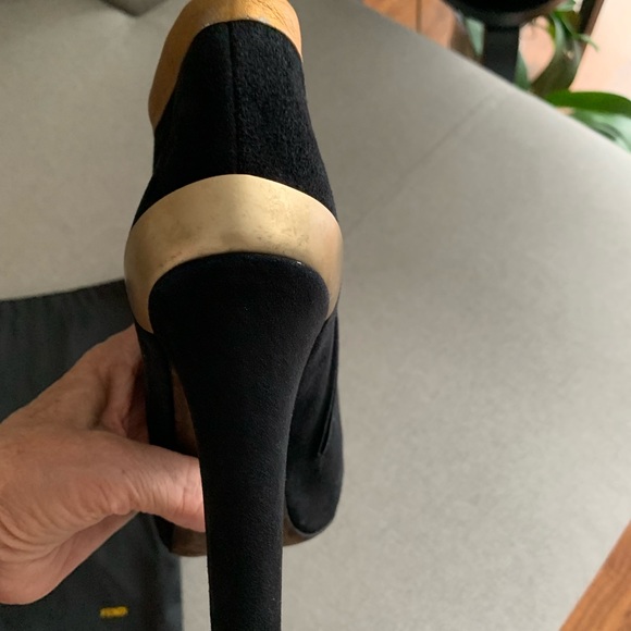 Fendi boots in suede and gold leather - Picture 3 of 7